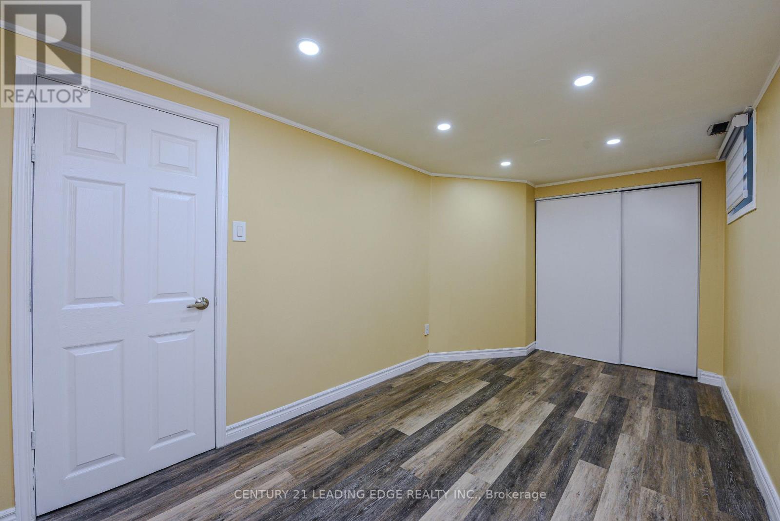 169 Hickling Trail Property Photo 41