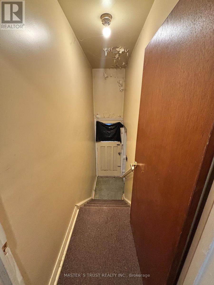 62 Melrose Avenue Property Photo 18