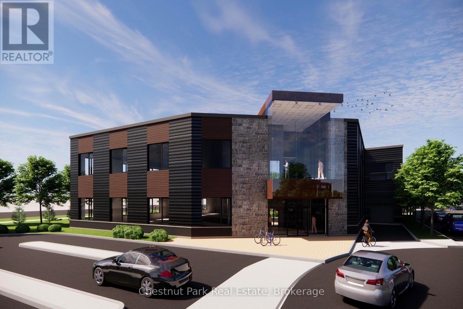 208 - 869 Hurontario Street Property Photo 2