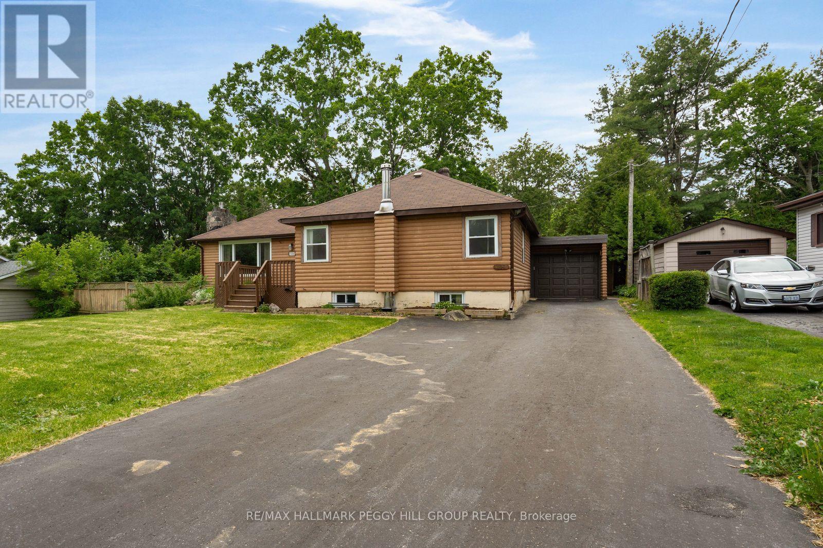 318 Percy Street Property Photo 2