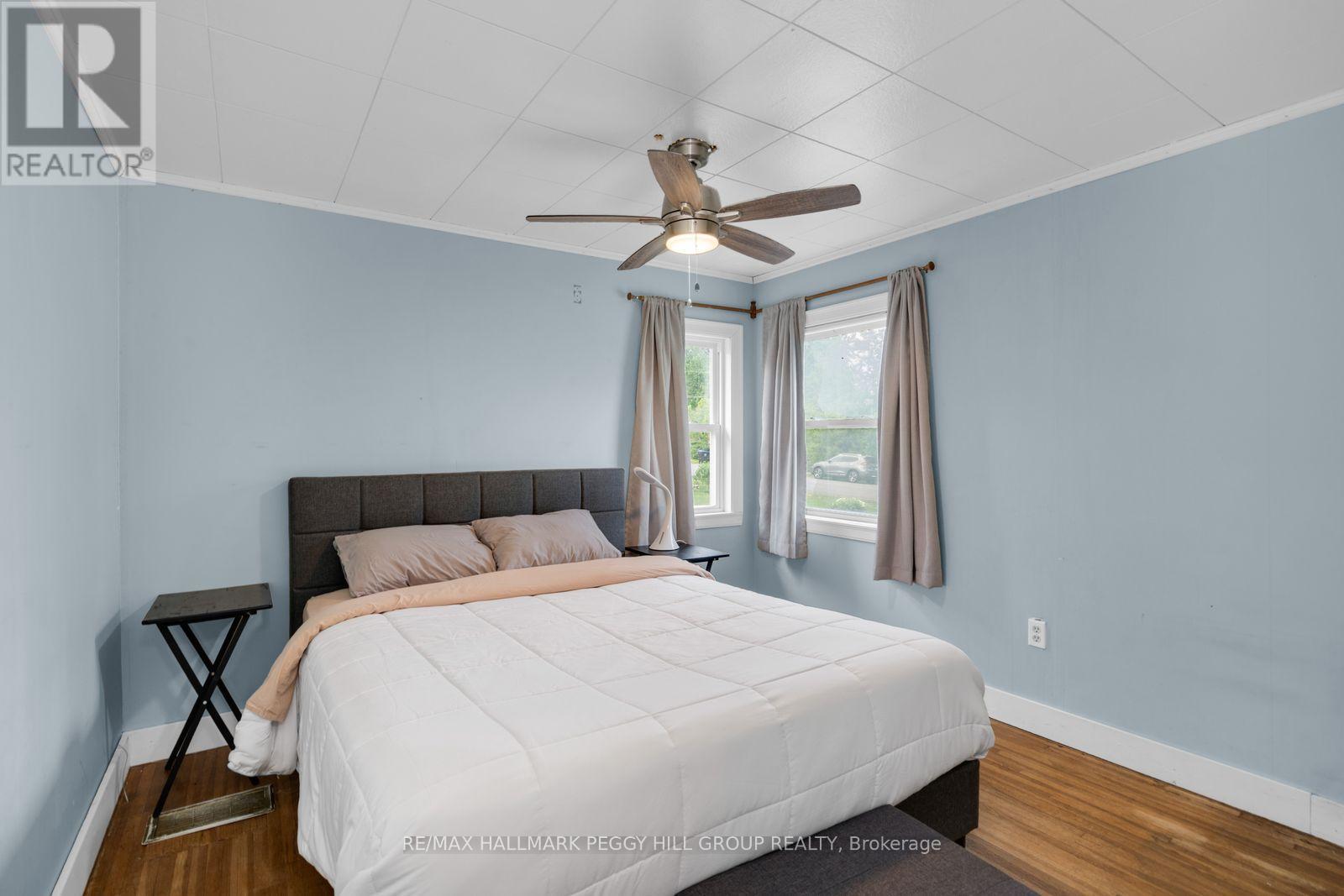318 Percy Street Property Photo 8