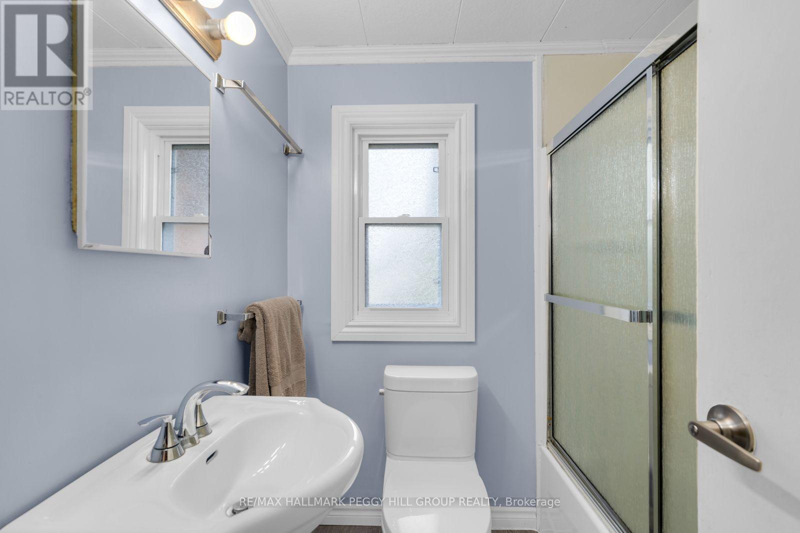 318 Percy Street Property Photo 11