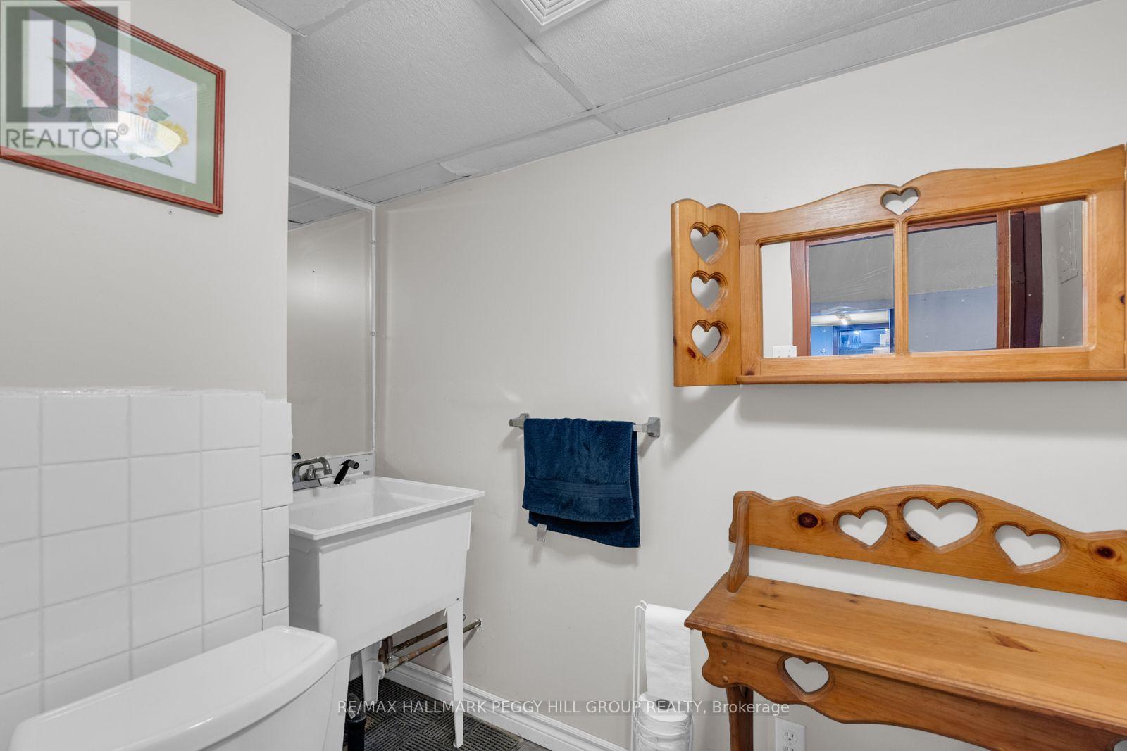 318 Percy Street Property Photo 14