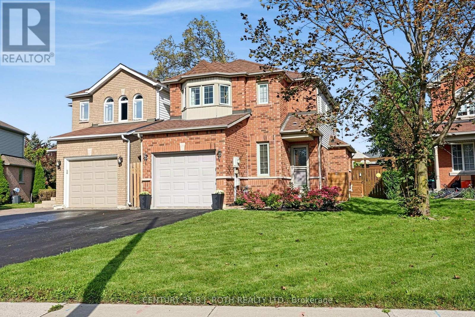 36 Aikens Crescent Property Photo 1