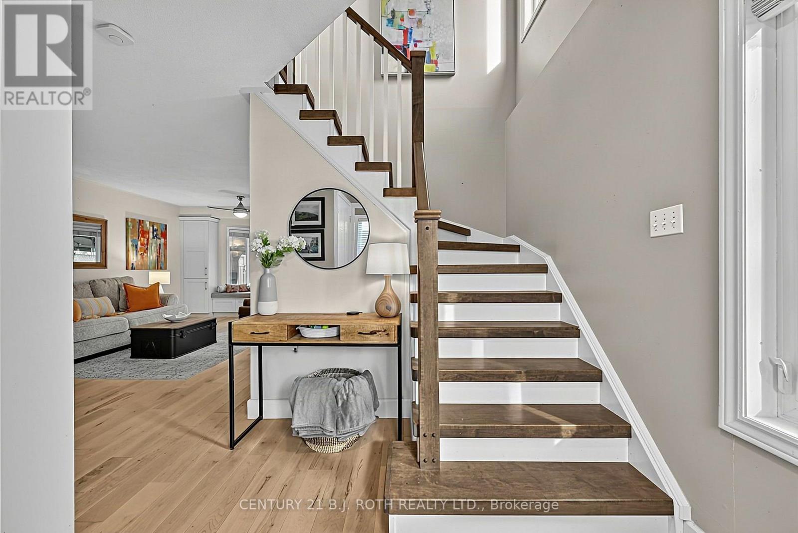 36 Aikens Crescent Property Photo 15