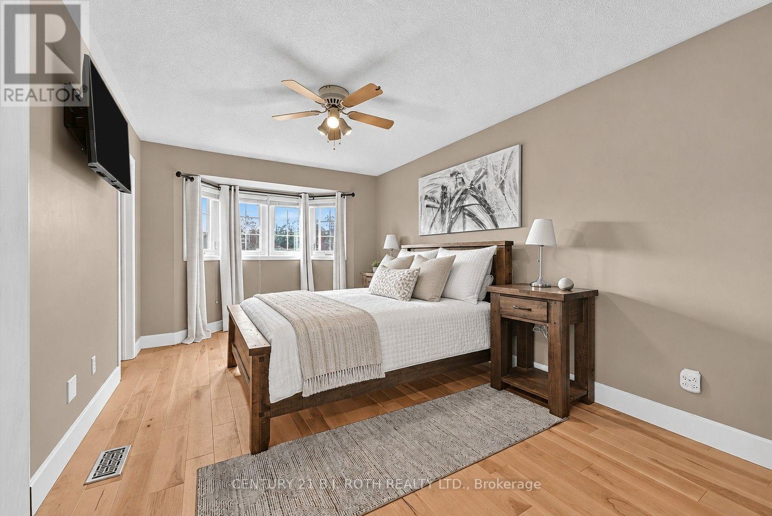 36 Aikens Crescent Property Photo 16