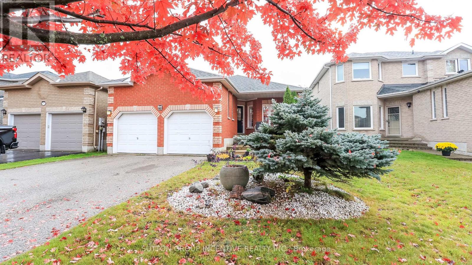 142 Raymond Crescent Property Photo 2