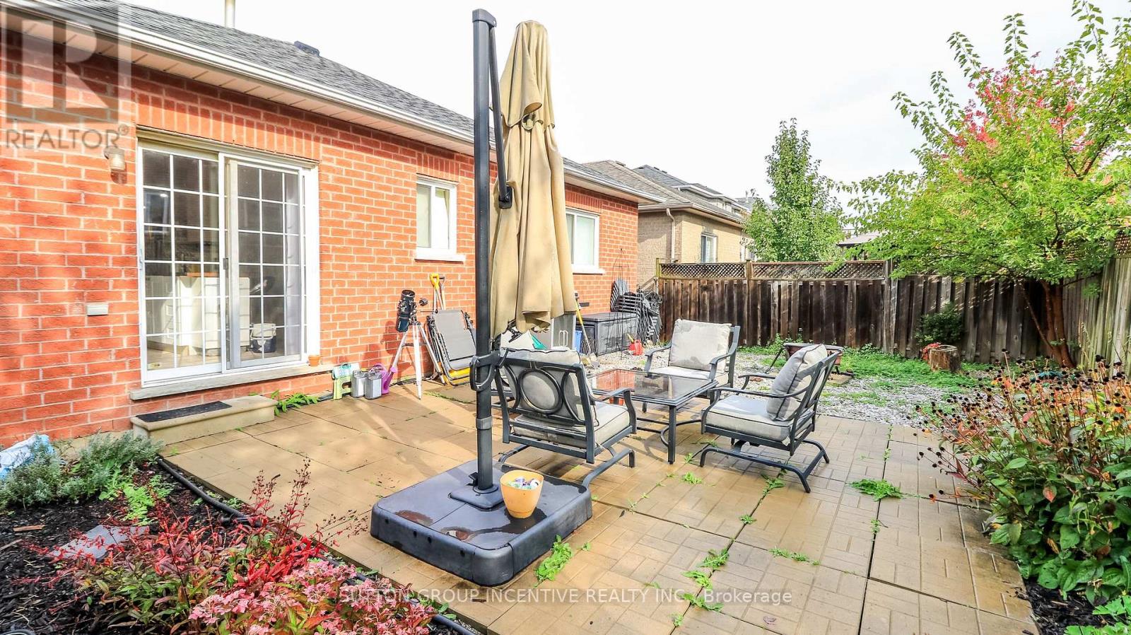 142 Raymond Crescent Property Photo 23