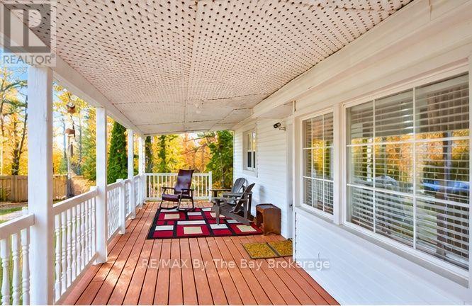 646 River Road E Property Photo 2