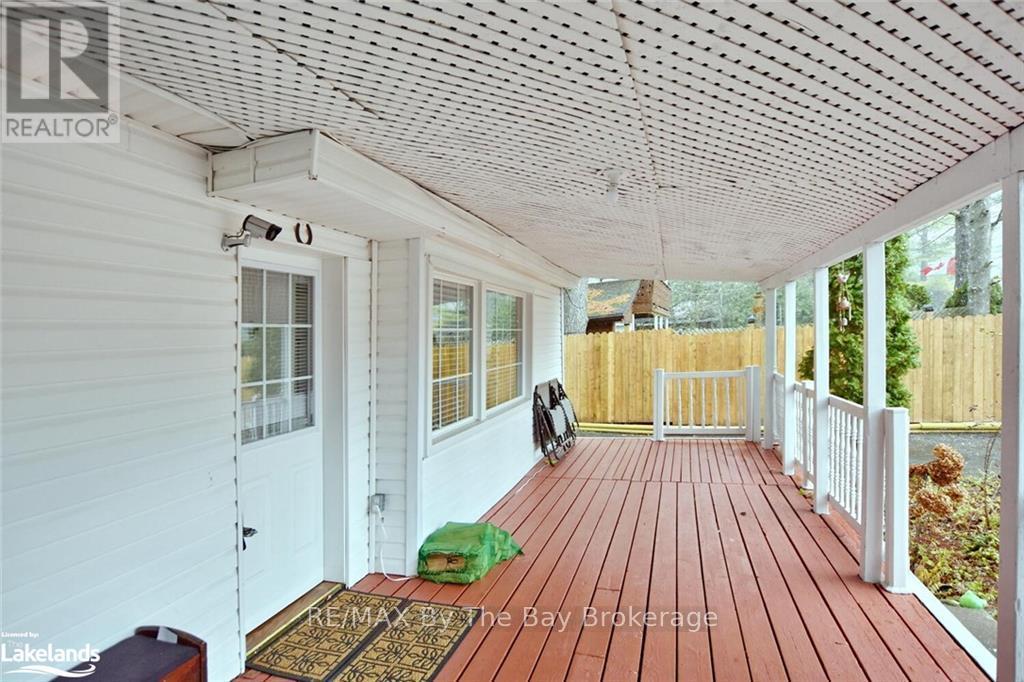 646 River Road E Property Photo 4