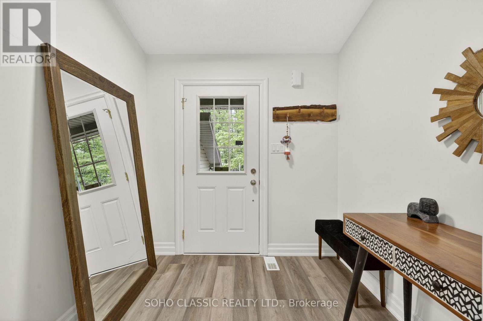 16 Oneida Avenue Property Photo 6
