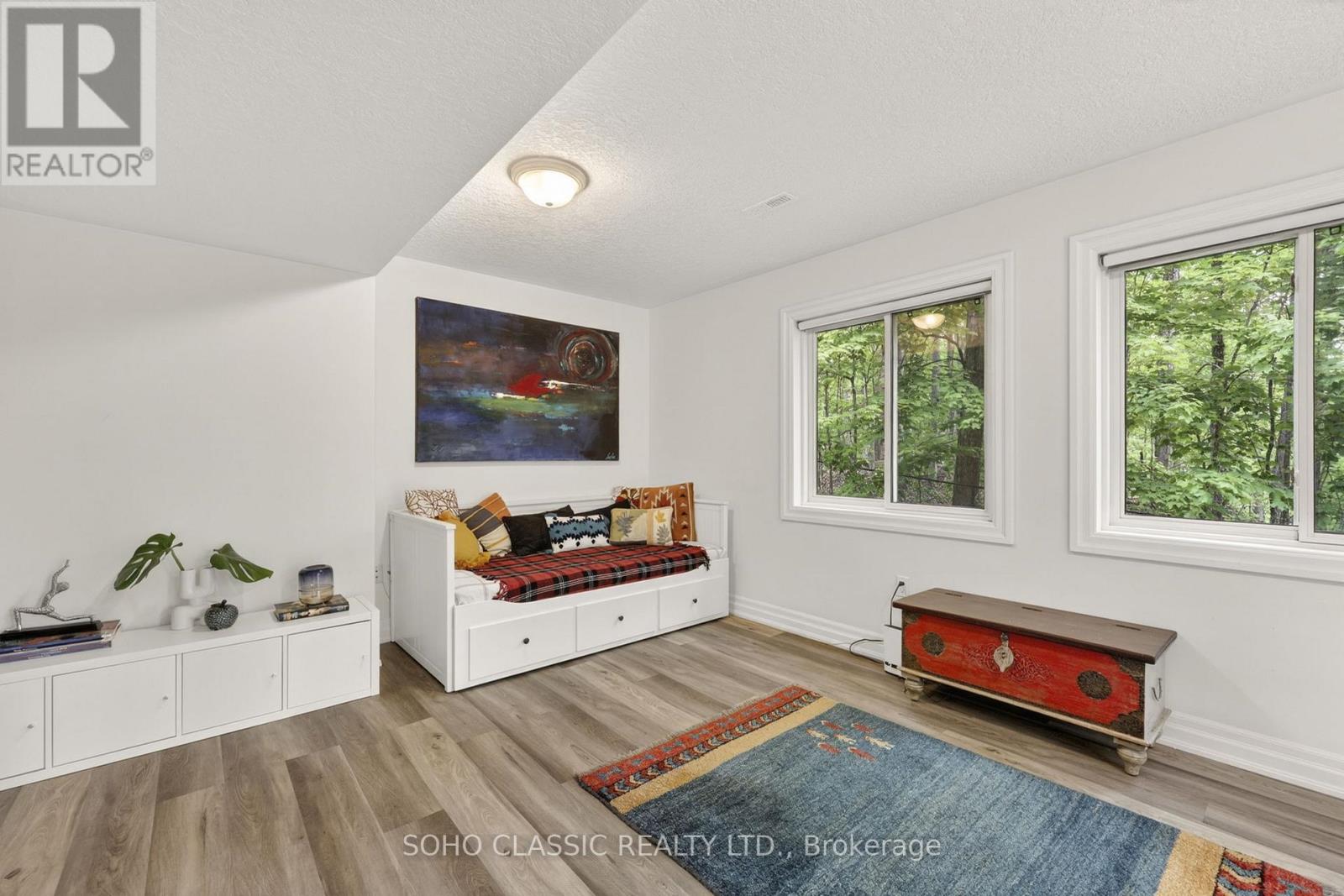 16 Oneida Avenue Property Photo 25