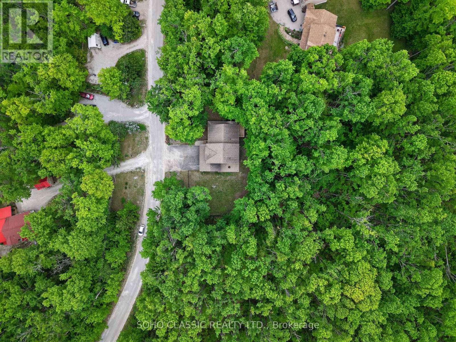 16 Oneida Avenue Property Photo 34