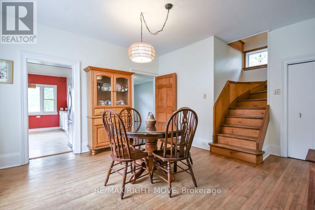 129 Coldwater Road W Property Photo 15