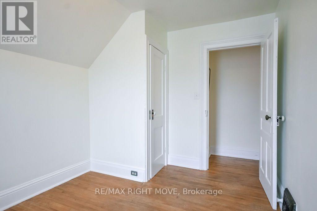 129 Coldwater Road W Property Photo 23