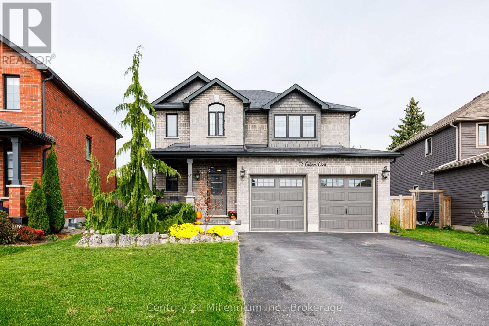 13 Gilpin Crescent Property Photo 2