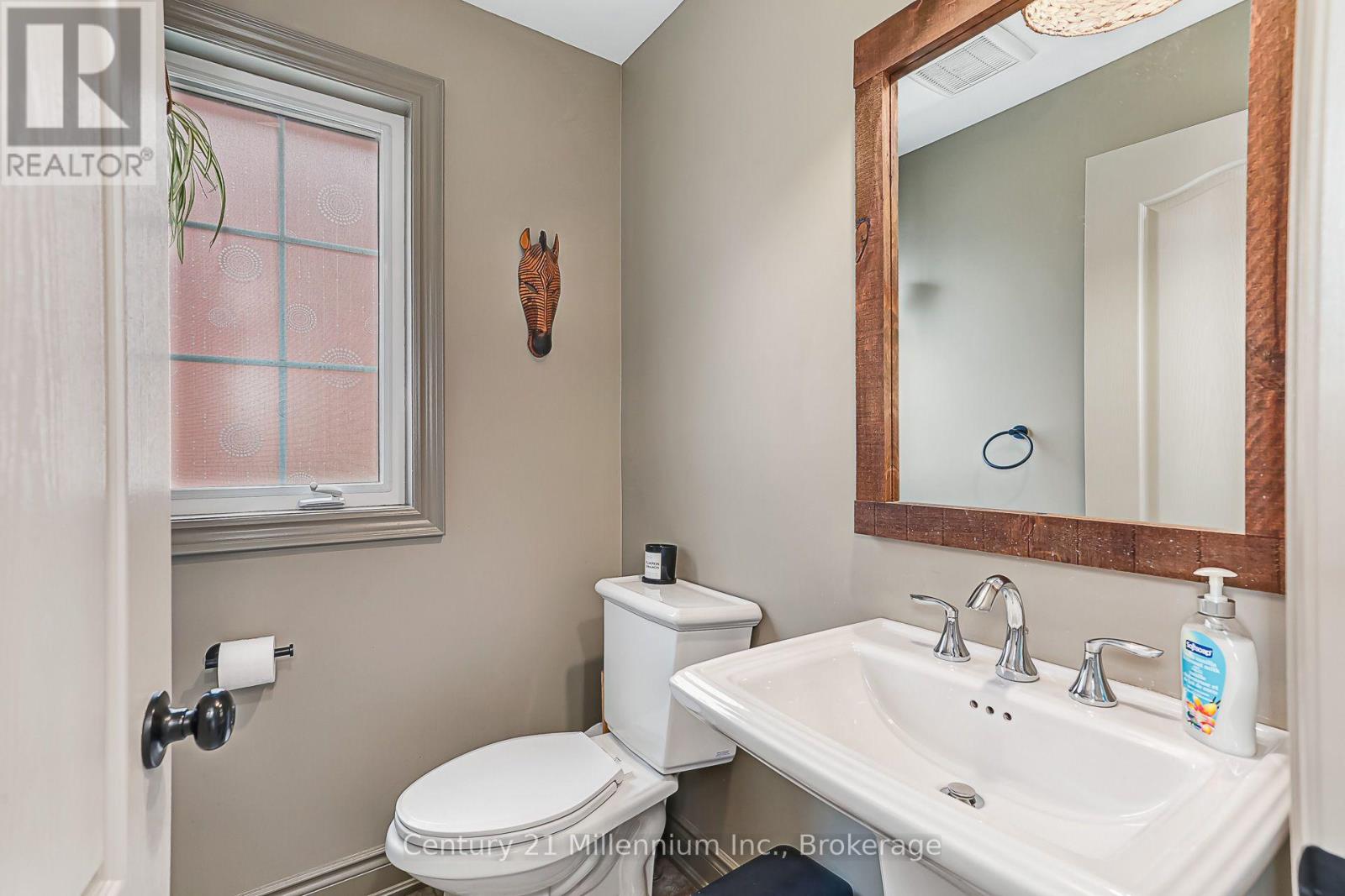 13 Gilpin Crescent Property Photo 6