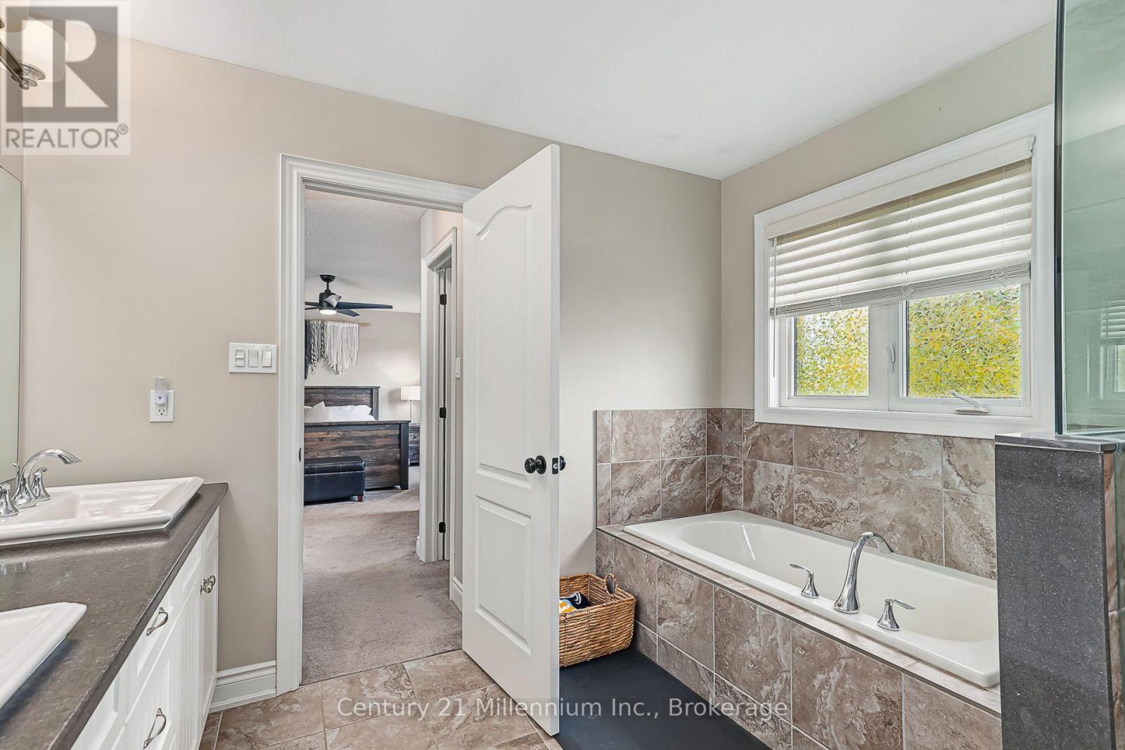 13 Gilpin Crescent Property Photo 27