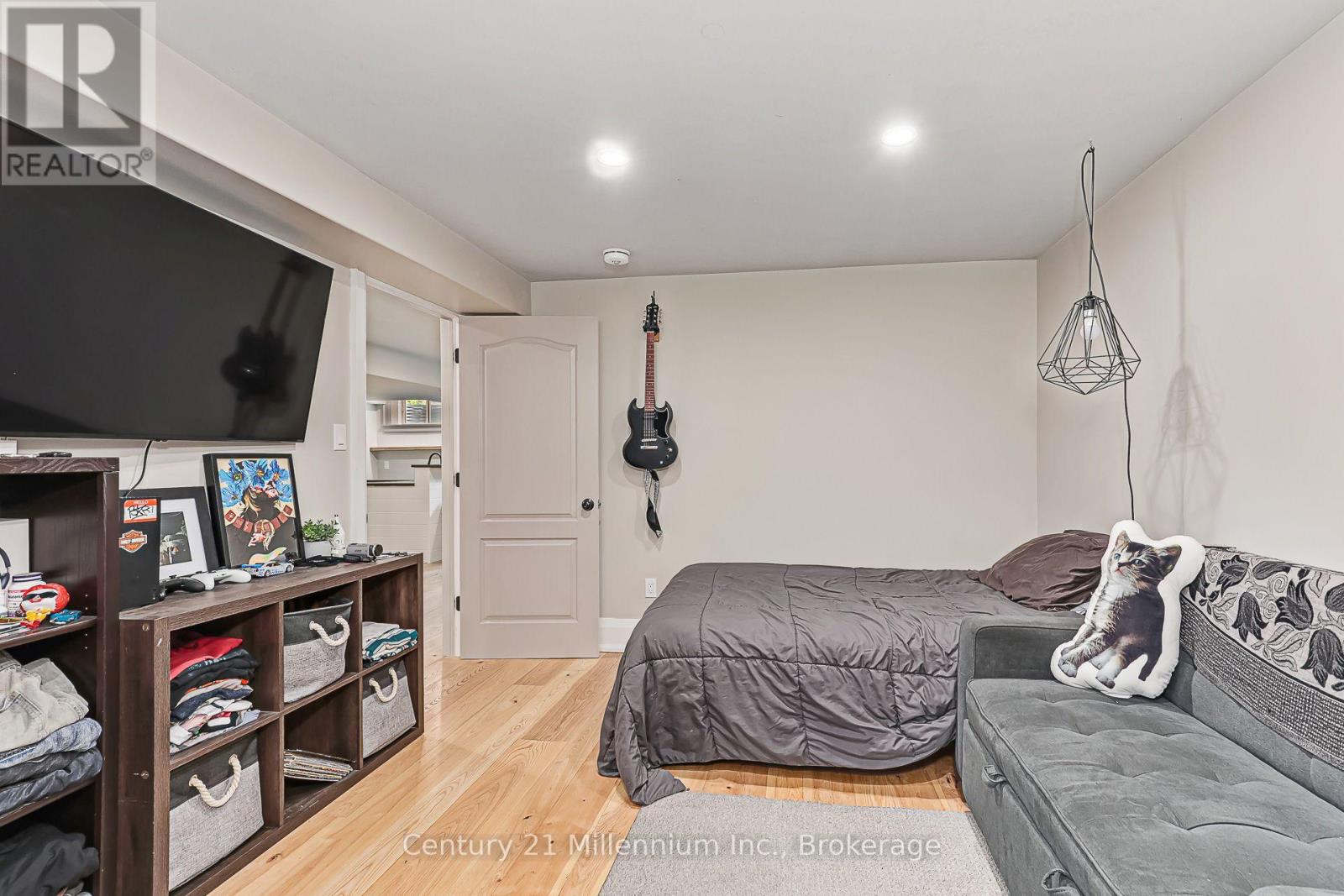 13 Gilpin Crescent Property Photo 35