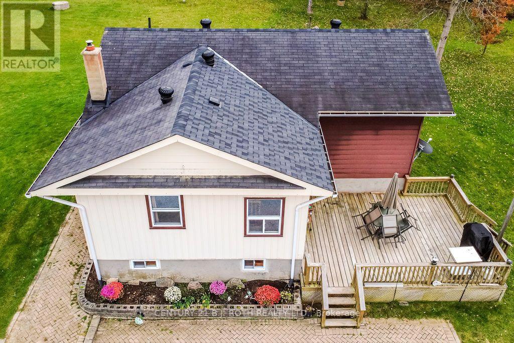1398 Old Fort Road Property Photo 3