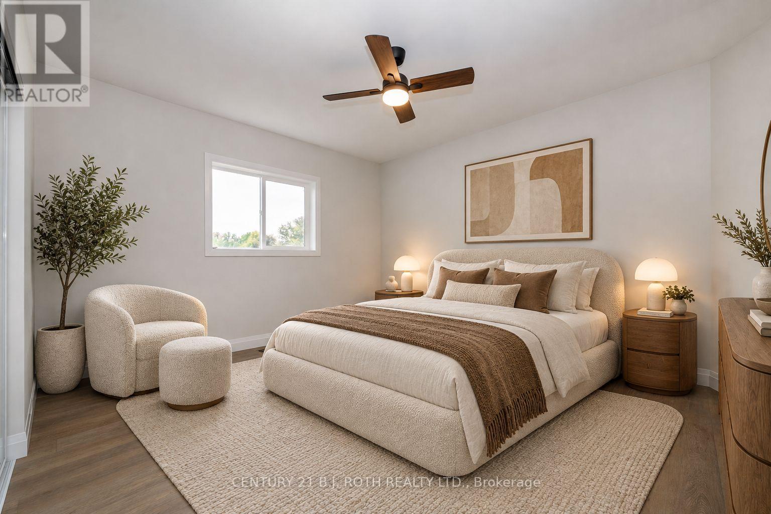 51 James Street E Property Photo 19