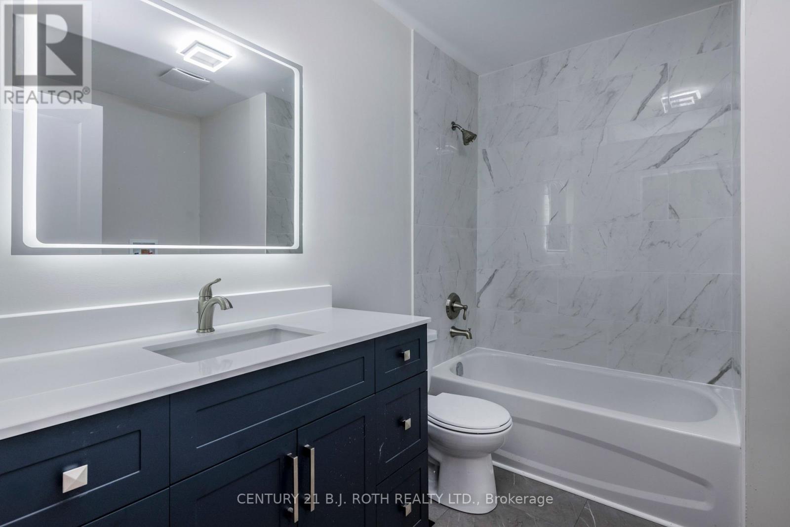 51 James Street E Property Photo 20
