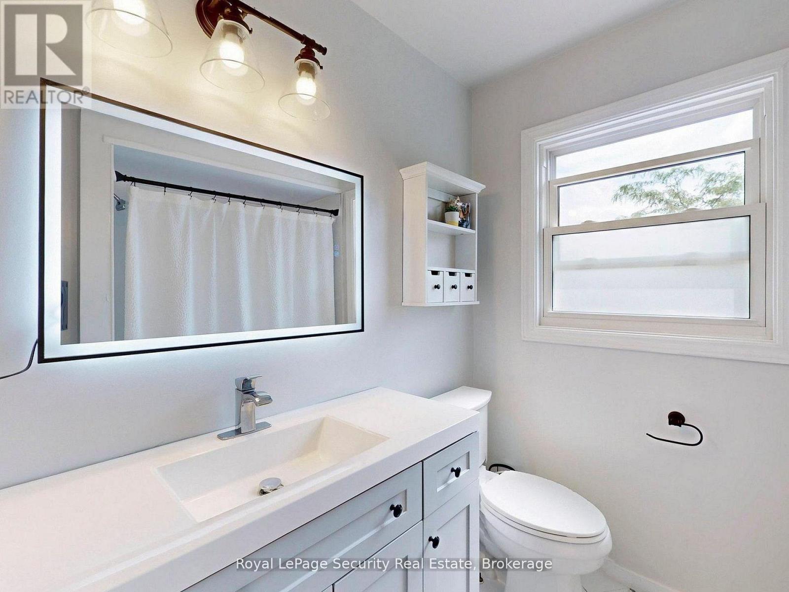 122 Browning Trail Property Photo 32