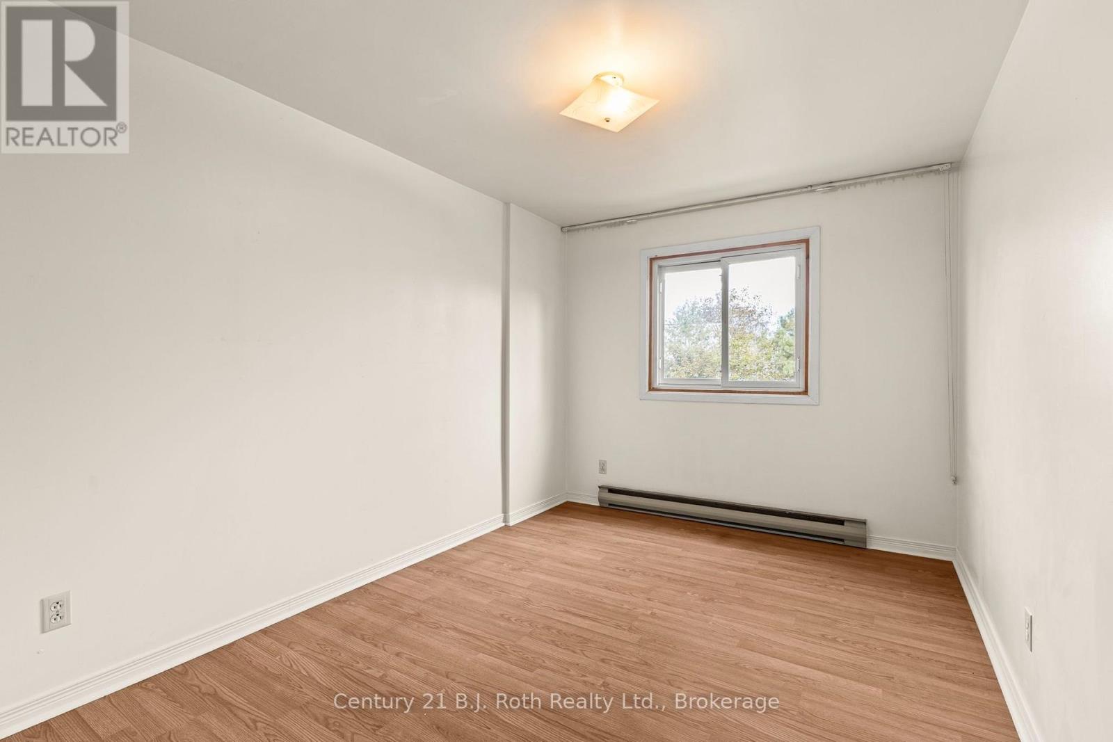 24 - 40 Victoria Crescent Property Photo 23