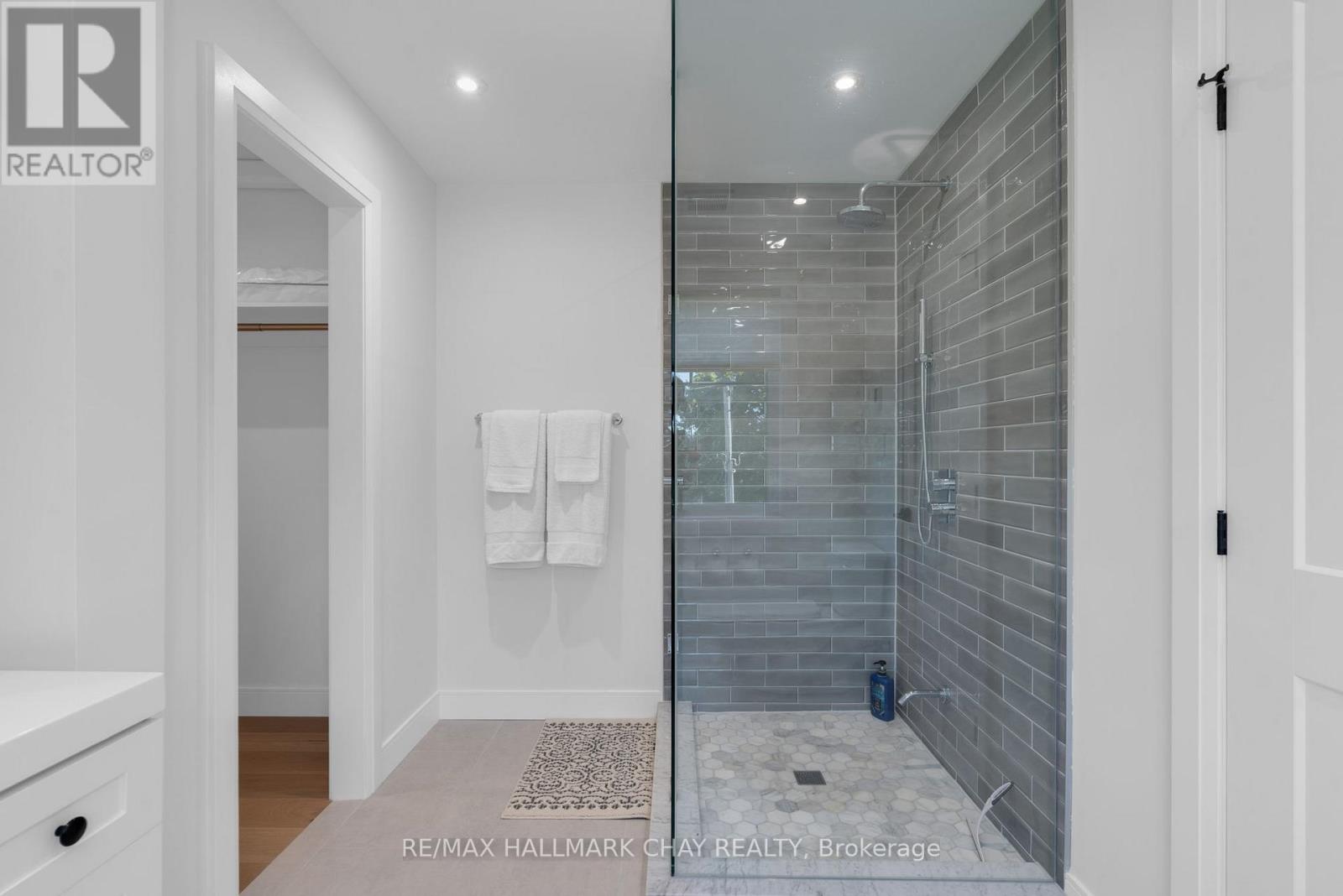 98 Shanty Bay Road Property Photo 24
