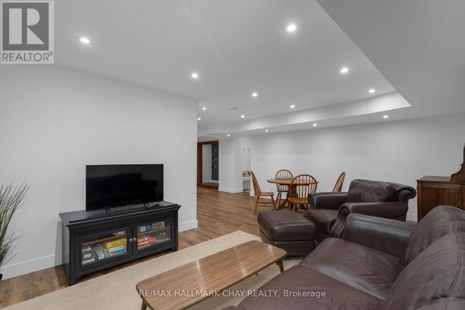 98 Shanty Bay Road Property Photo 36