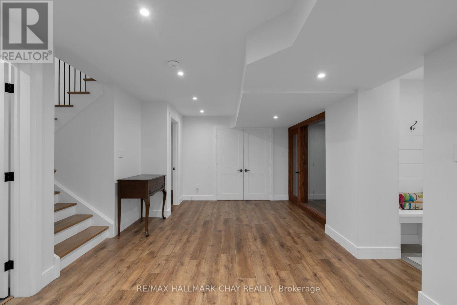 98 Shanty Bay Road Property Photo 37