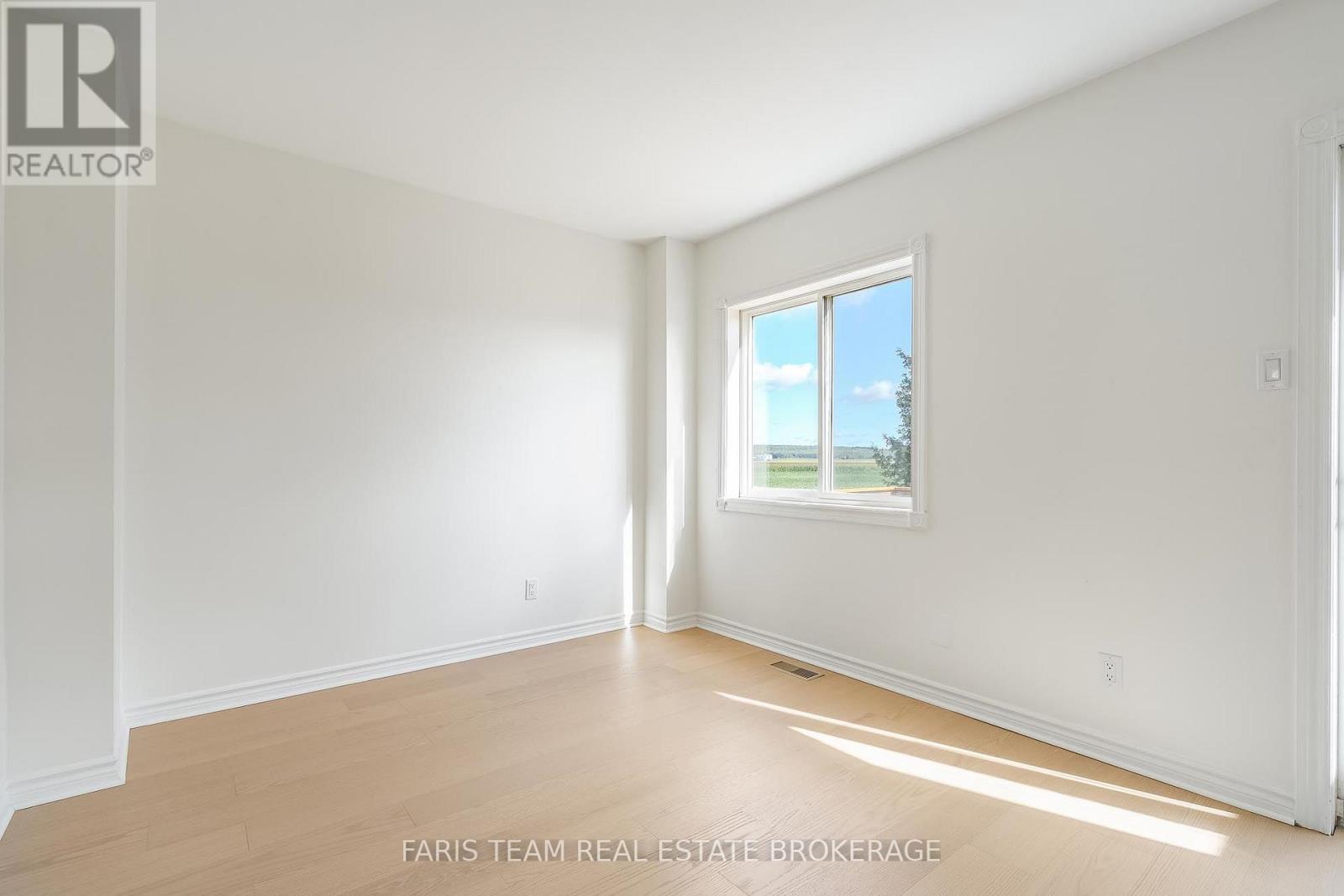 152 Ritchie Crescent Property Photo 10