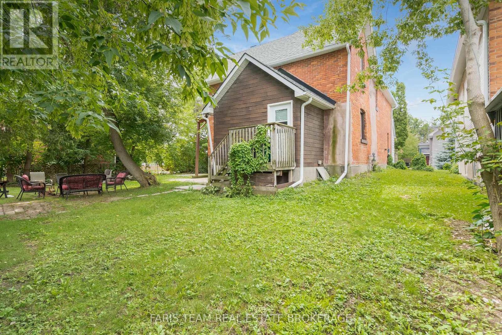 116 Albert Street S Property Photo 30