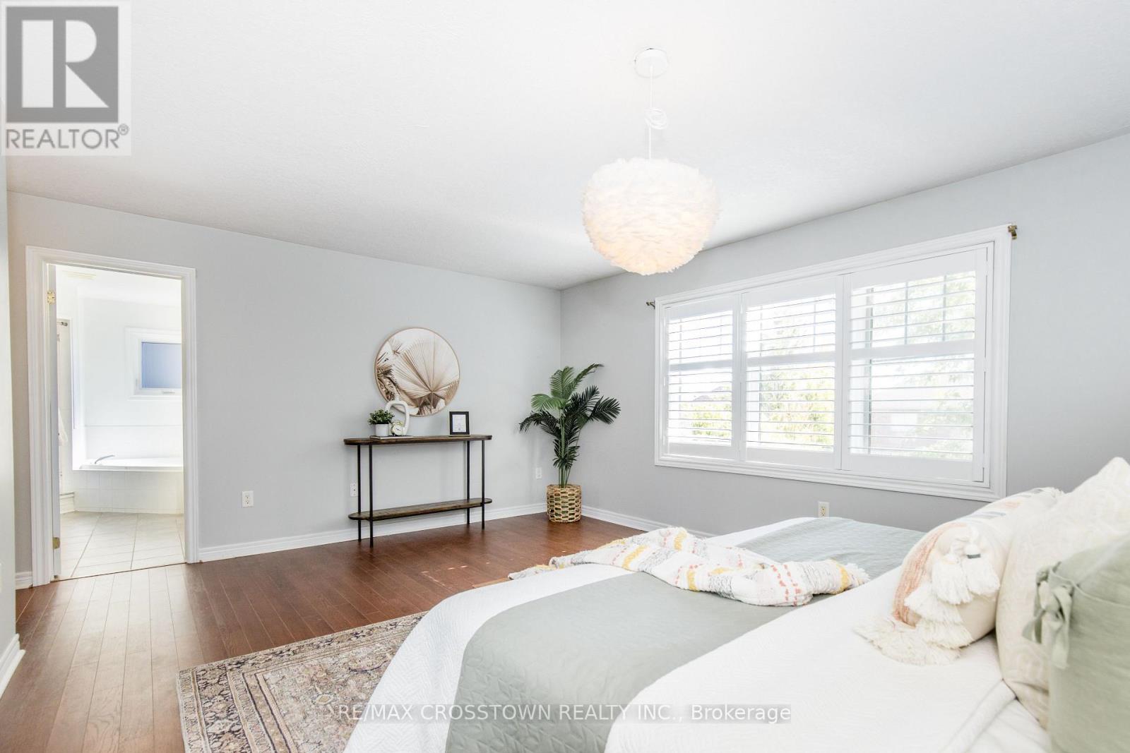 62 Windsor Crescent Property Photo 24