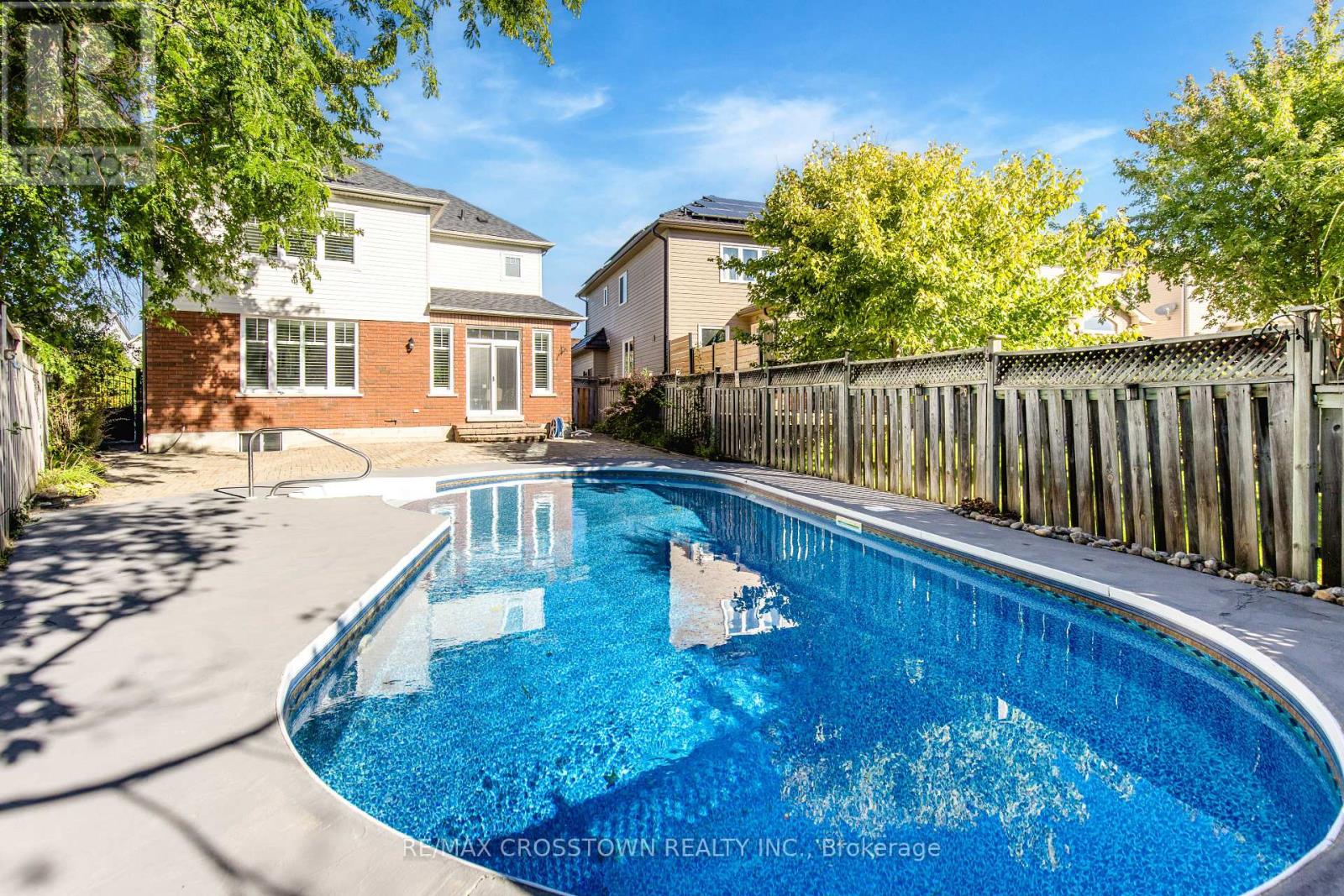 62 Windsor Crescent Property Photo 31