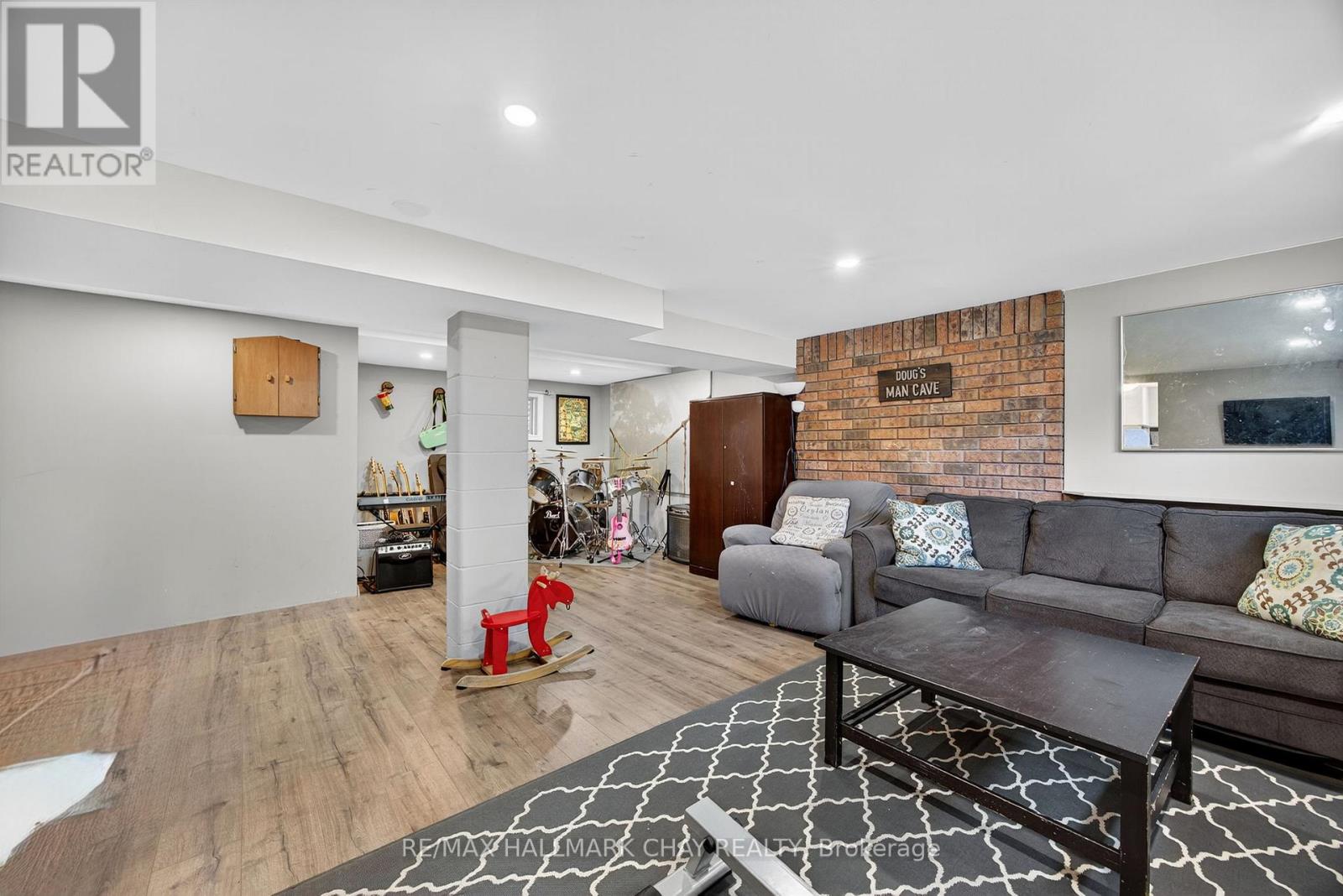 56 Briar Road Property Photo 32