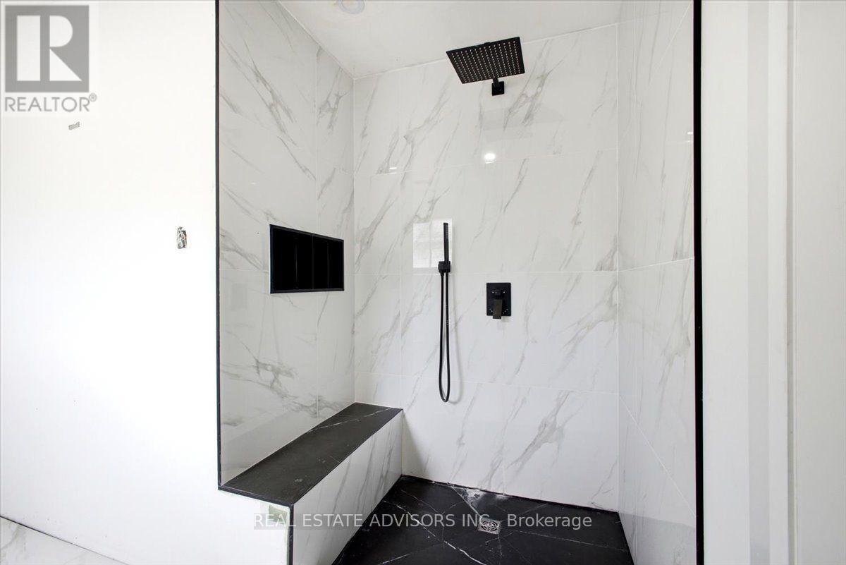 64 Acorn Crescent Property Photo 23