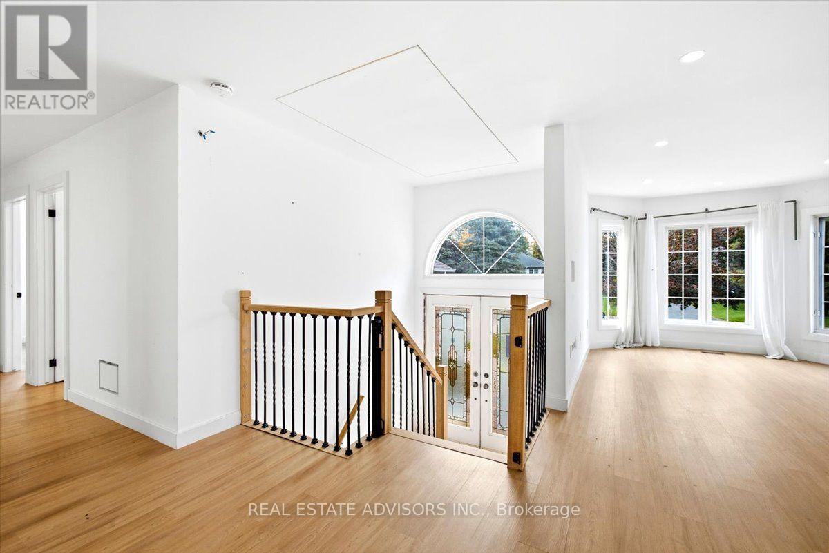 64 Acorn Crescent Property Photo 27