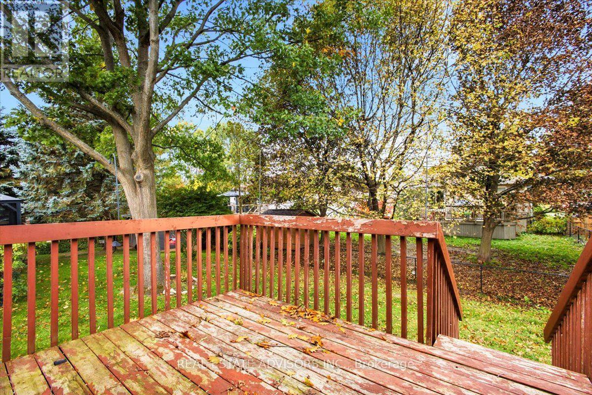 64 Acorn Crescent Property Photo 35