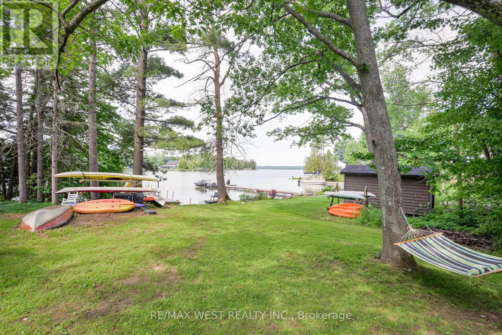 6896 Pentland Lane Property Photo 3