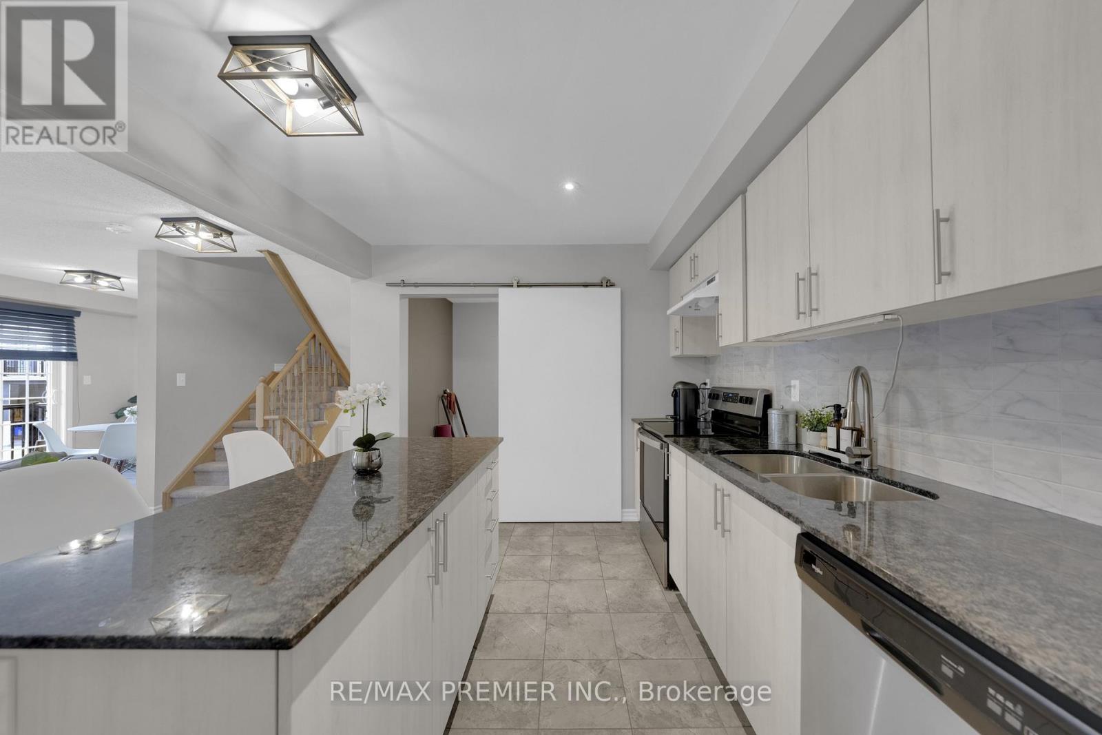 48 Andean Lane Property Photo 11