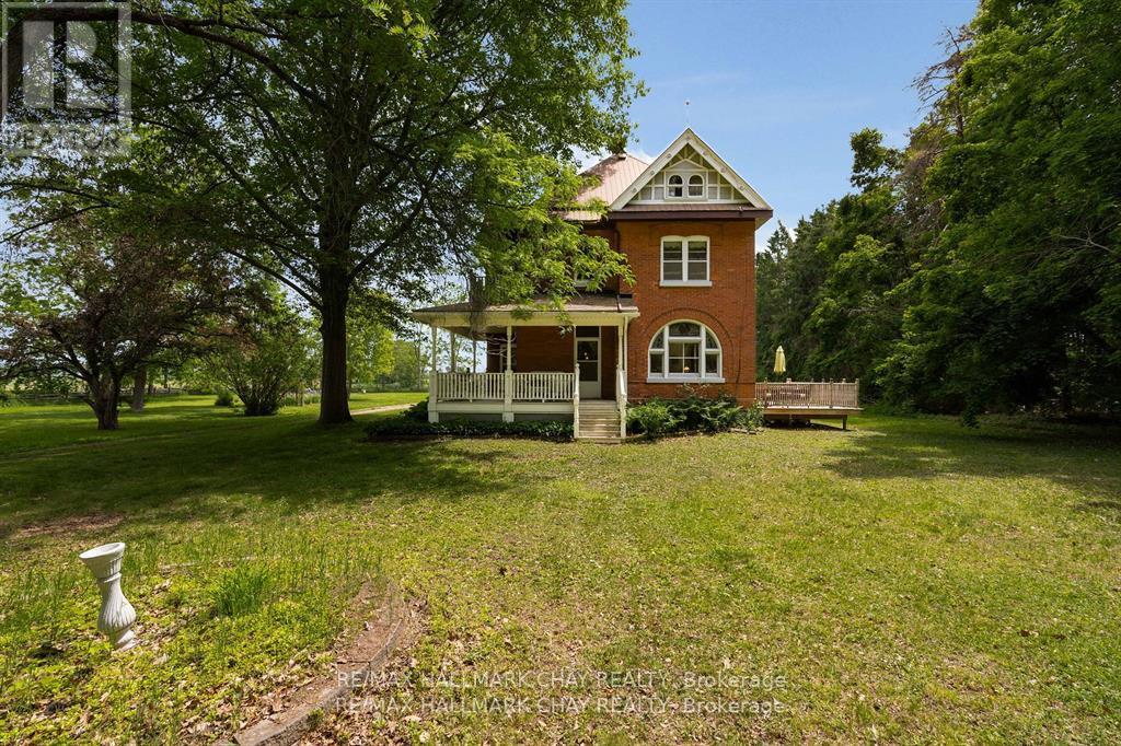 1407 Flos 8 Road W Property Photo 33