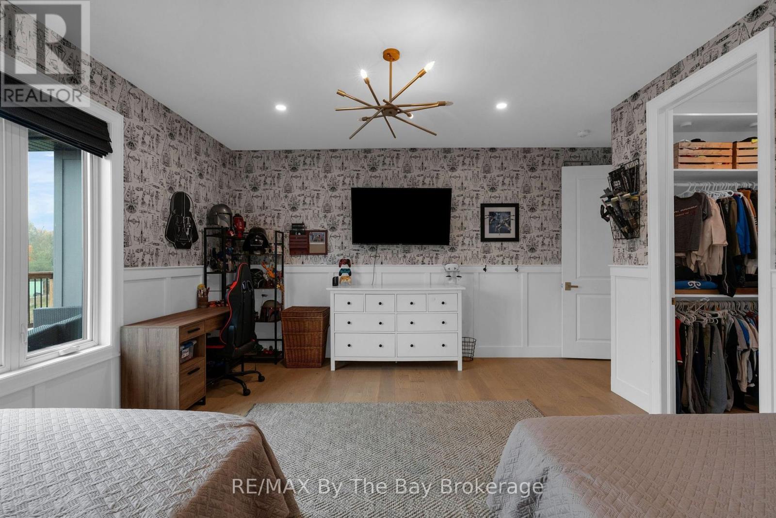 93 Moonstone Road E Property Photo 26