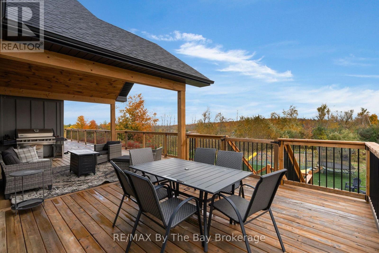 93 Moonstone Road E Property Photo 48