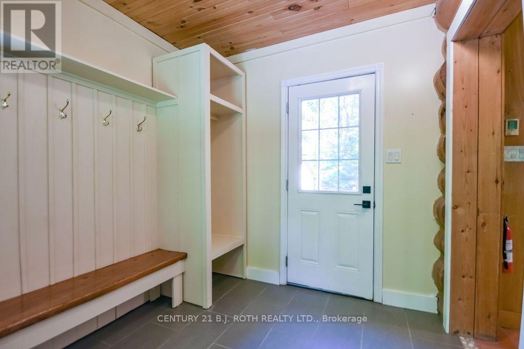 5222 6th Line N Property Photo 6