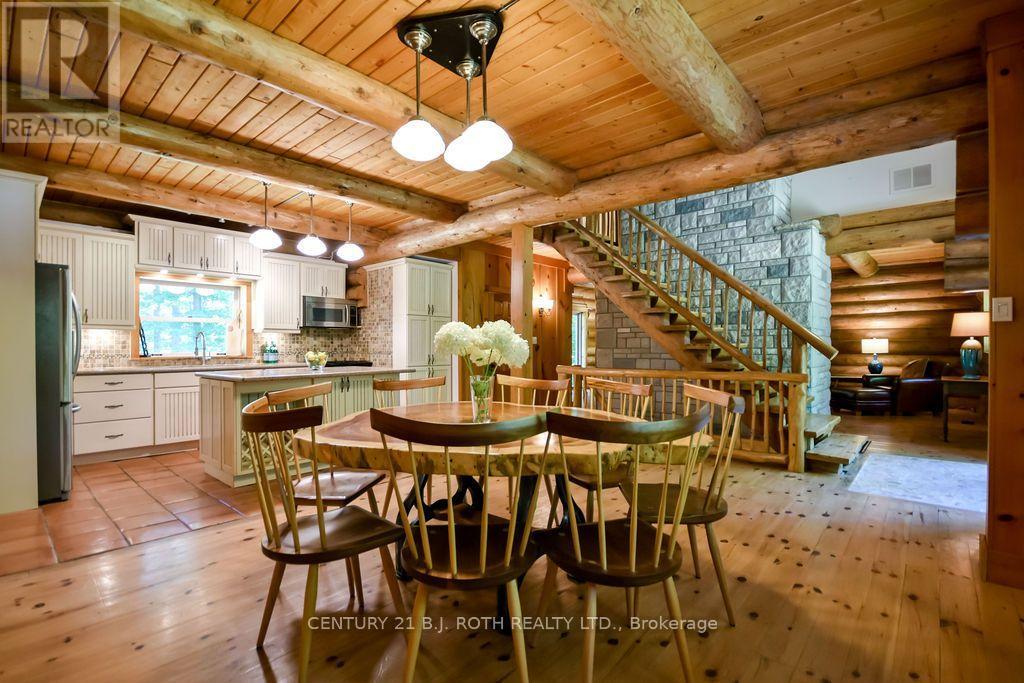 5222 6th Line N Property Photo 11