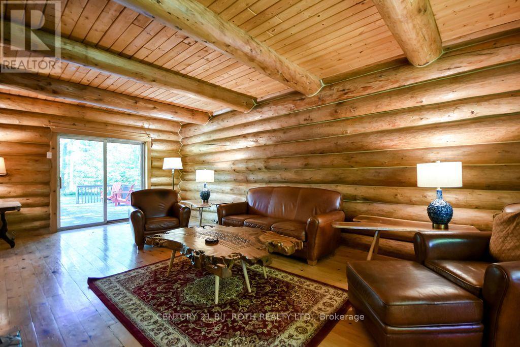 5222 6th Line N Property Photo 14