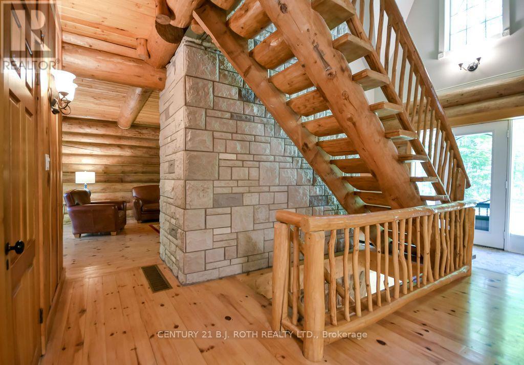 5222 6th Line N Property Photo 18