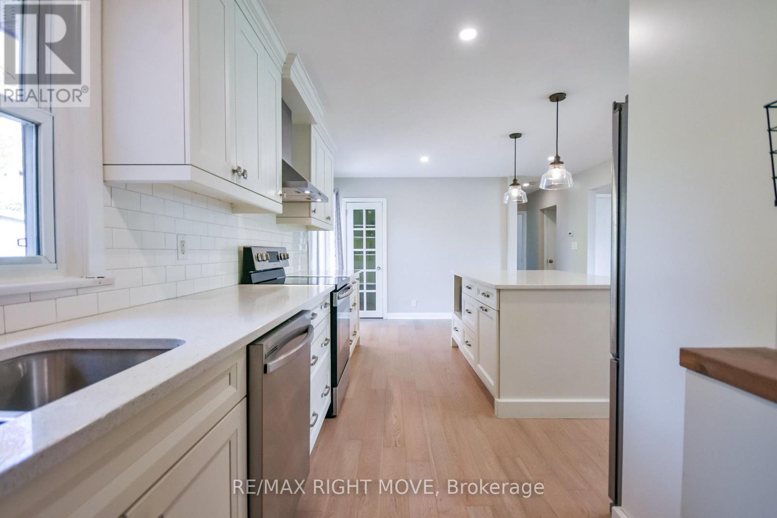 10 Letitia Street Property Photo 11