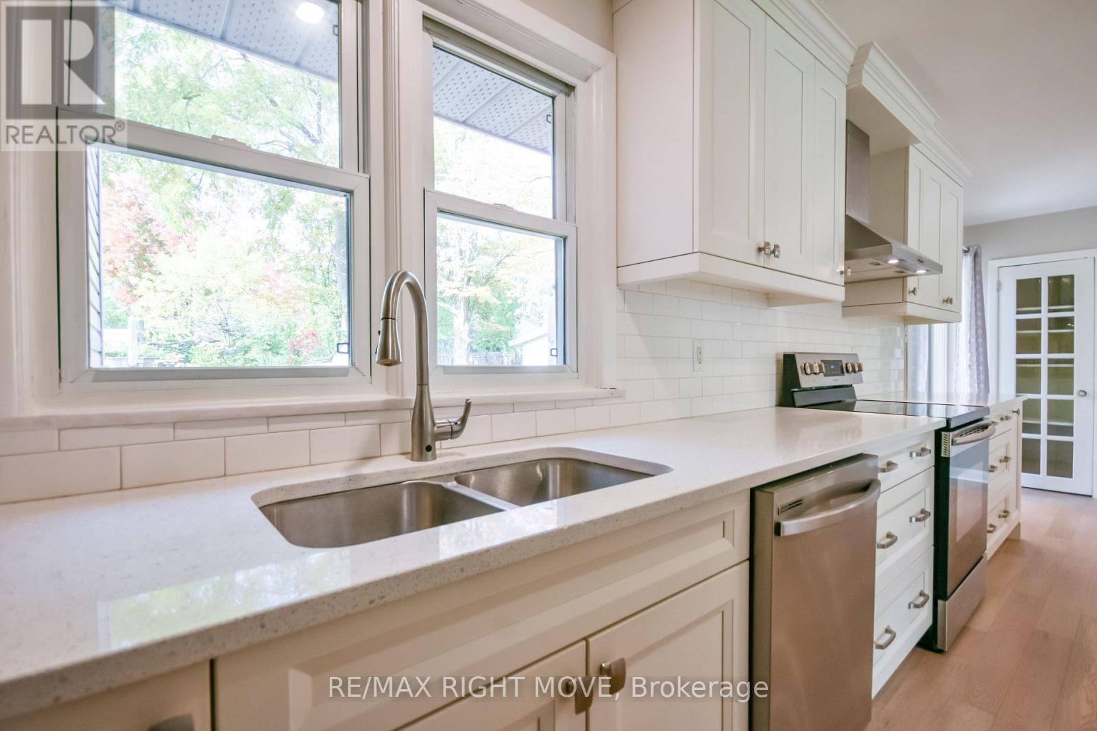 10 Letitia Street Property Photo 12